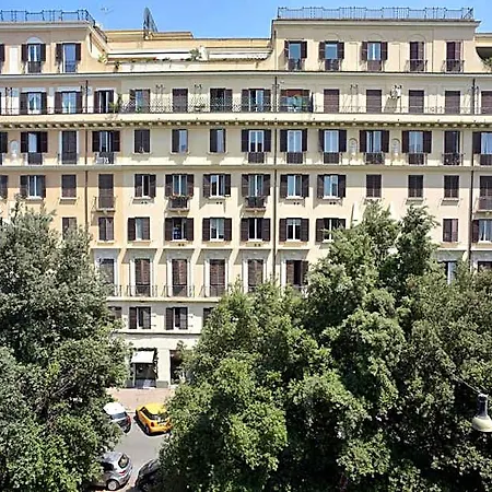 Mazzini 2* Róma