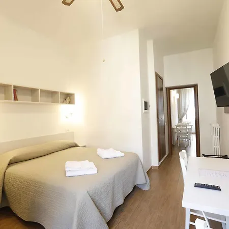 Mazzini Panzió 2*